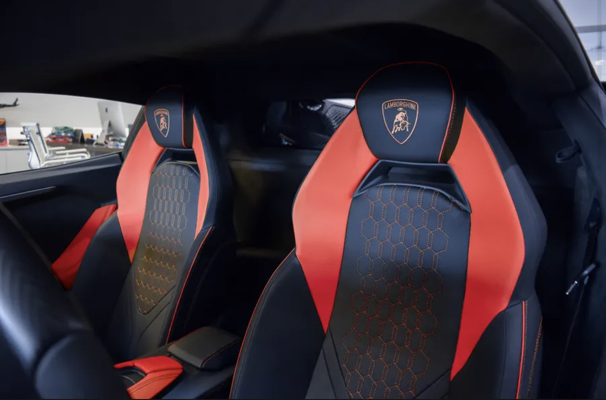 2026 Lamborghini Revuelto