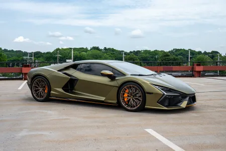 2025 Lamborghini Revuelto
