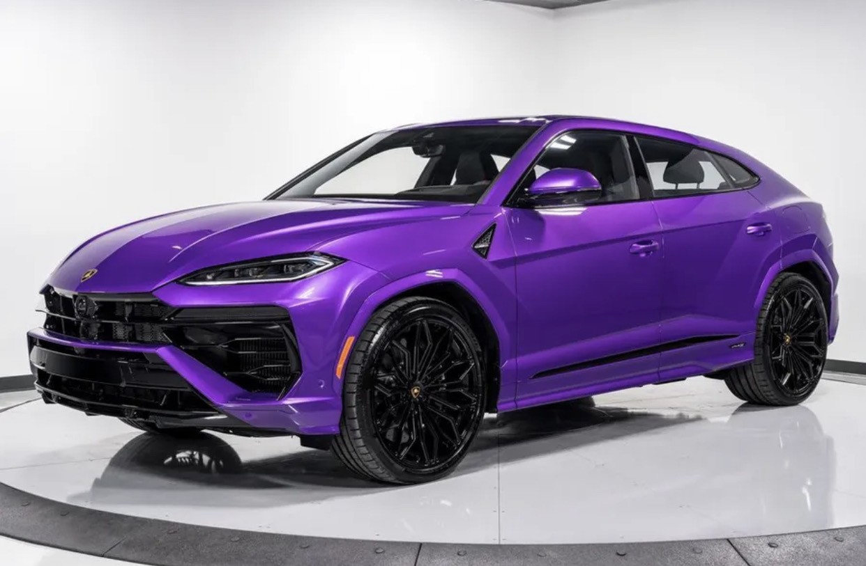 2025 Lamborghini Urus SE