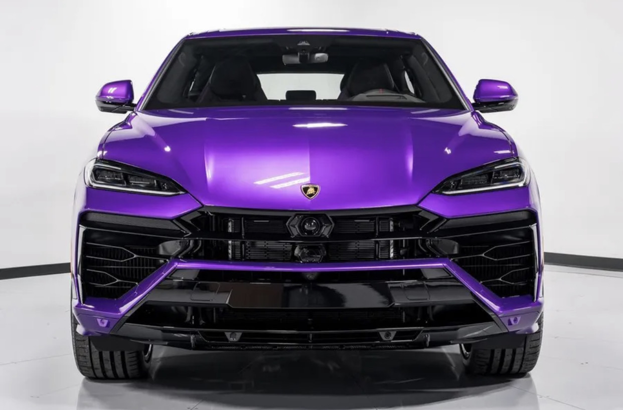 2025 Lamborghini Urus SE