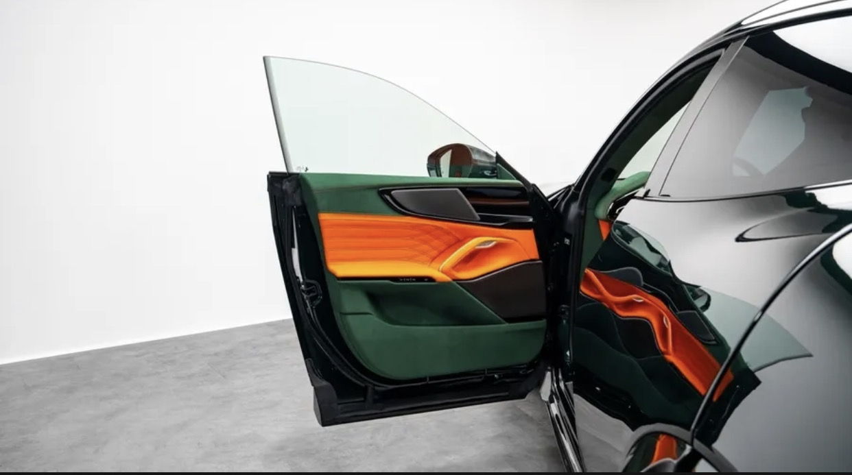 2025 Ferrari Purosangue AWD