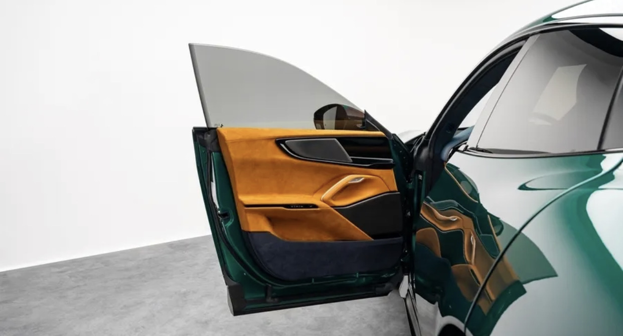 2025 Ferrari Purosangue