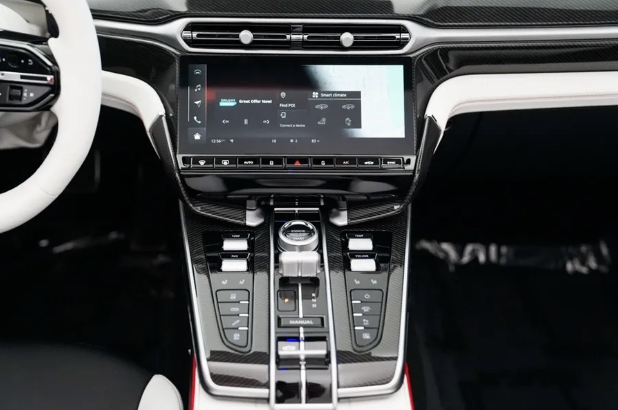 2026 Aston Martin Vanquish Volante