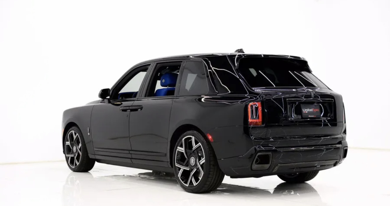 2025 Rolls Royce Cullinan Awd