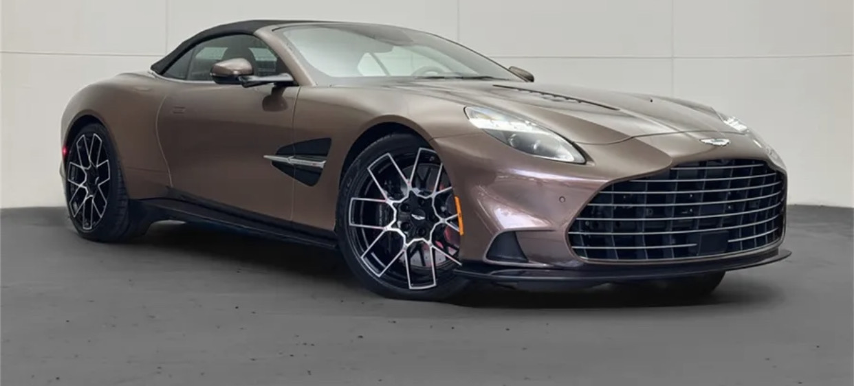 2026 Aston Martin Vanquish Volante