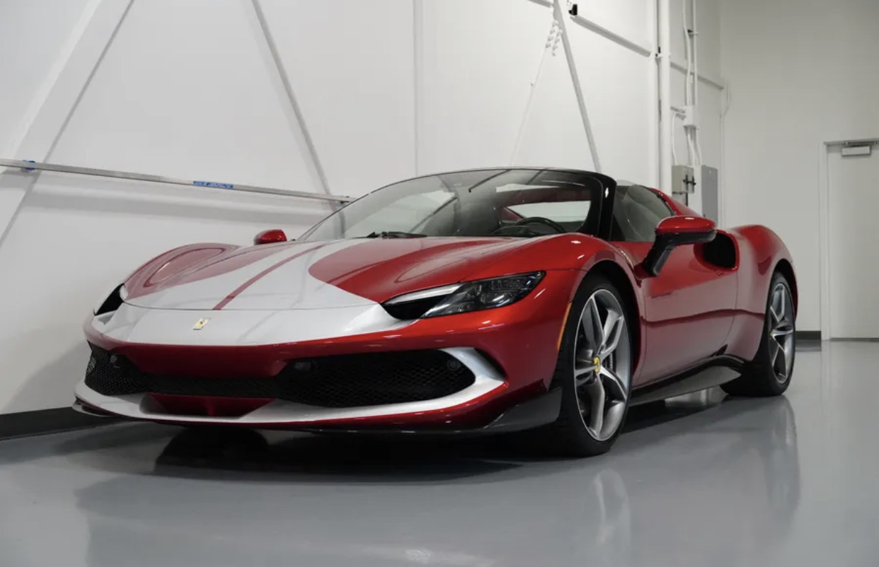 2023 Ferrari 296 GTS