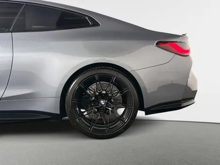 2024 BMW M4 