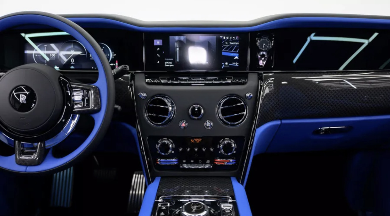 2025 Rolls Royce Cullinan Awd