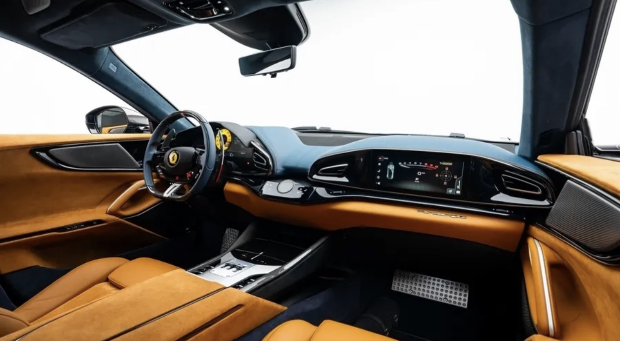 2025 Ferrari Purosangue