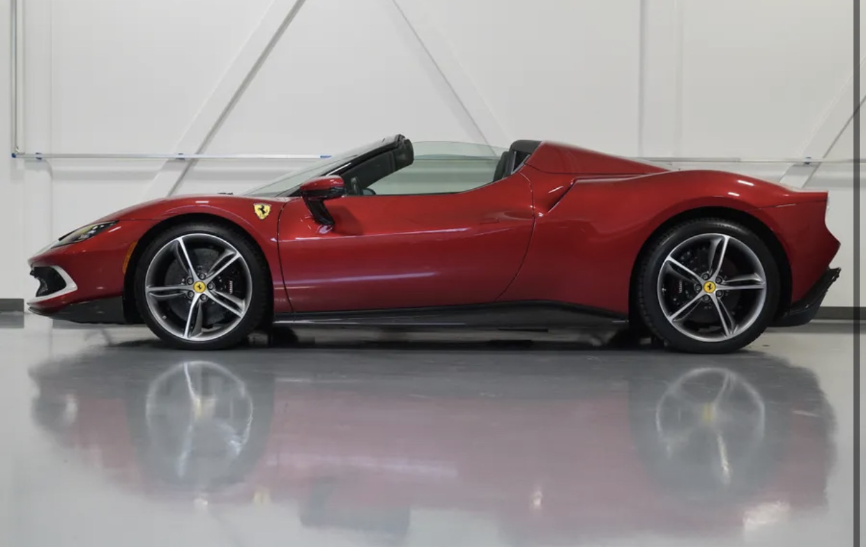 2023 Ferrari 296 GTS