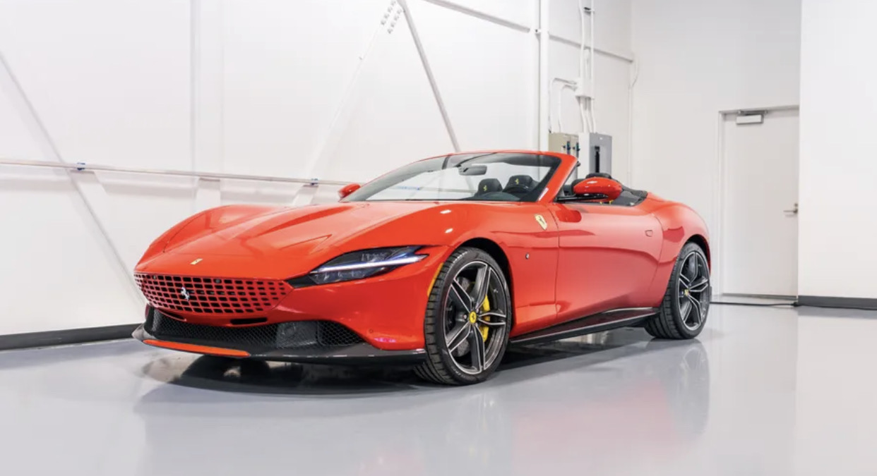 2024 Ferrari Roma Spider RWD