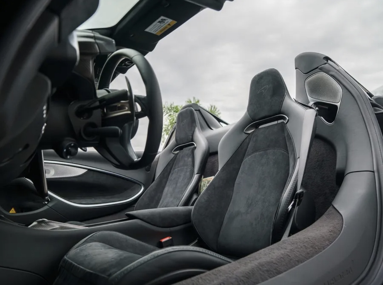 2026 Mclaren Artura performance 