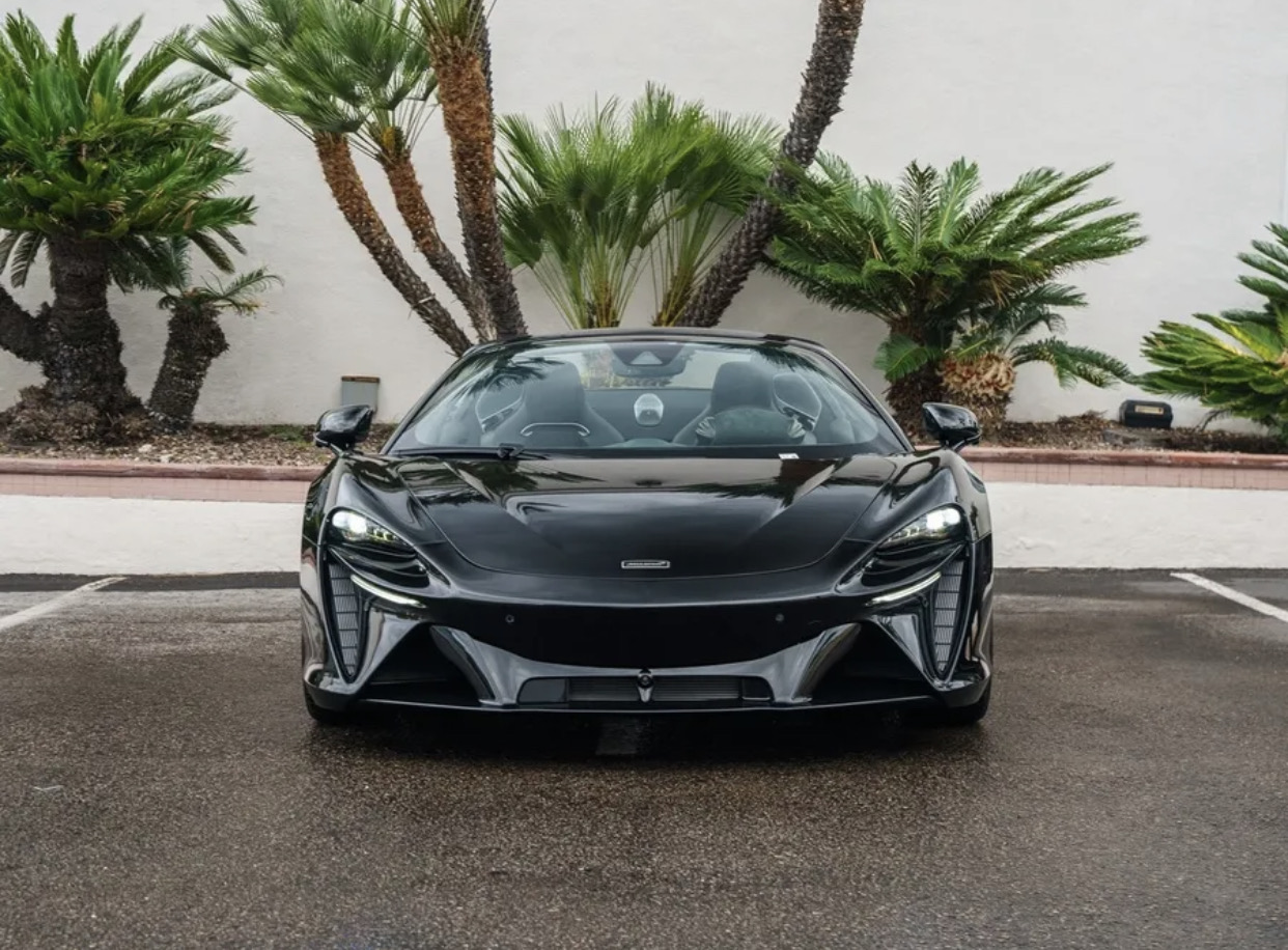 2026 Mclaren Artura performance 