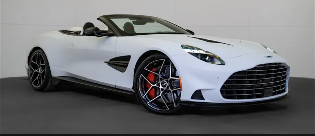 2026 Aston Martin Vanquish Volante