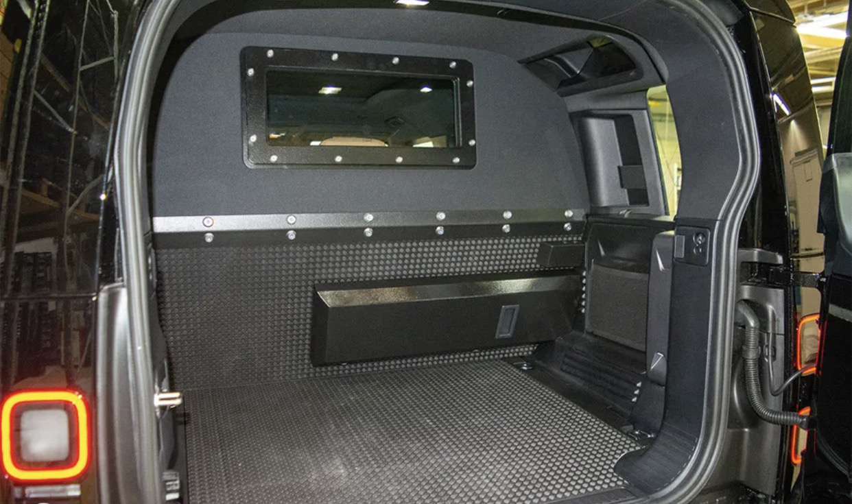 2025 Land Rover Defender 110 4x4