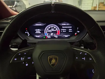 2020 Lamborghini Urus 