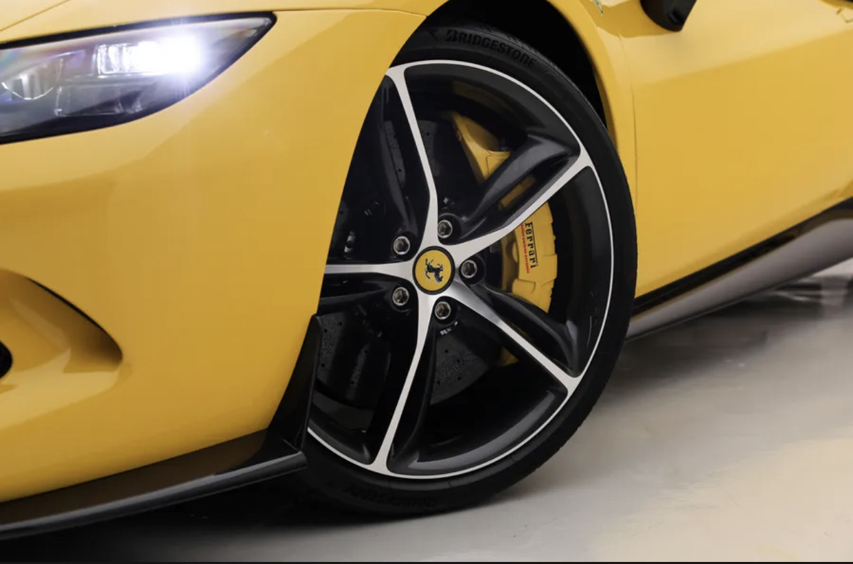 2025 Ferrari 296 GTS