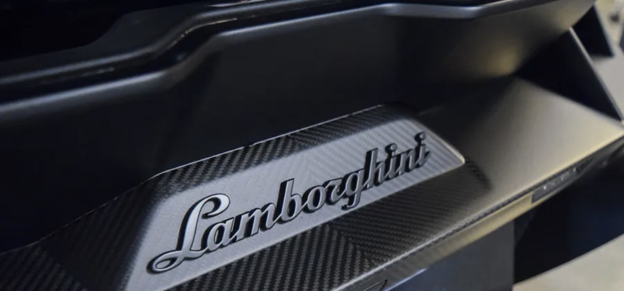 2026 Lamborghini Revuelto