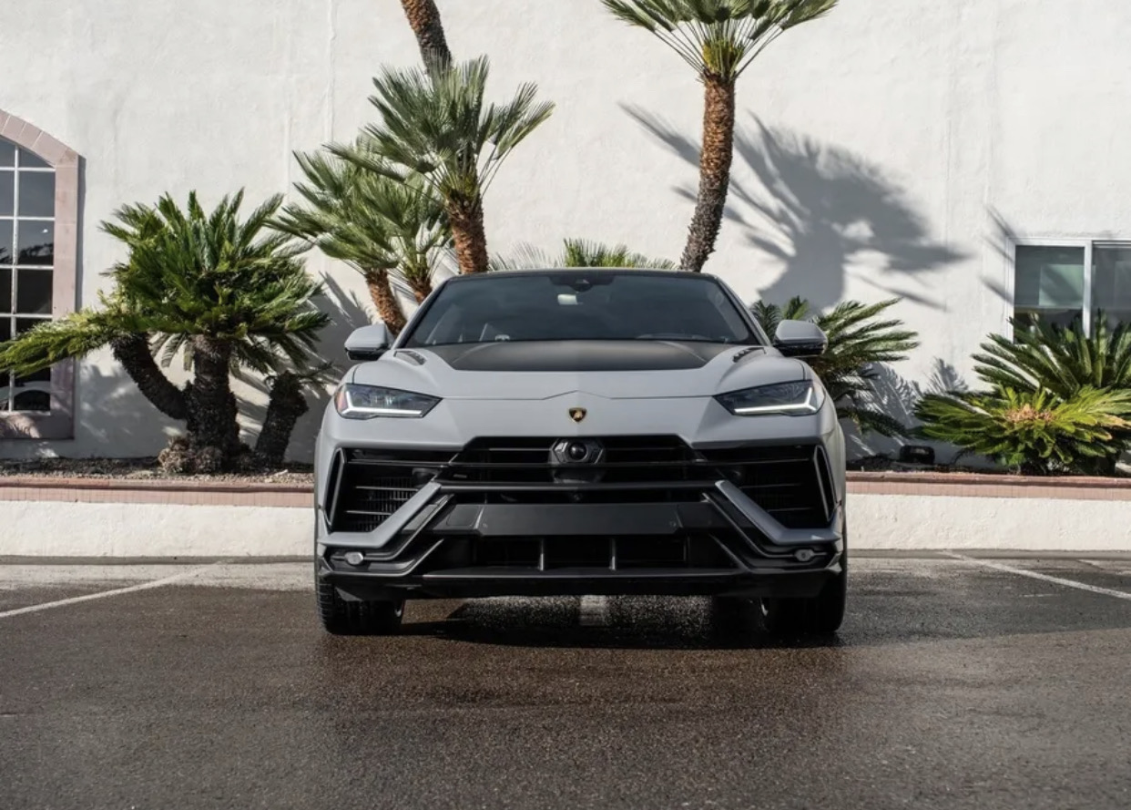 2024 Lamborghini Urus