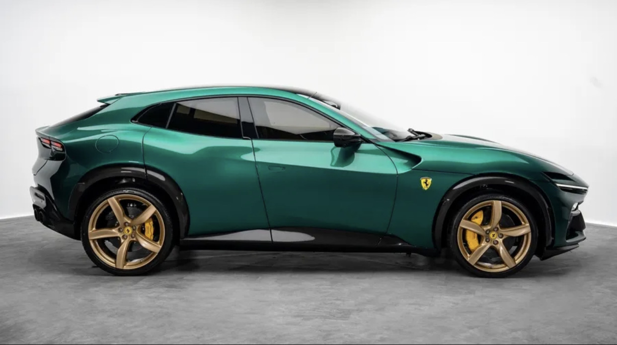 2025 Ferrari Purosangue