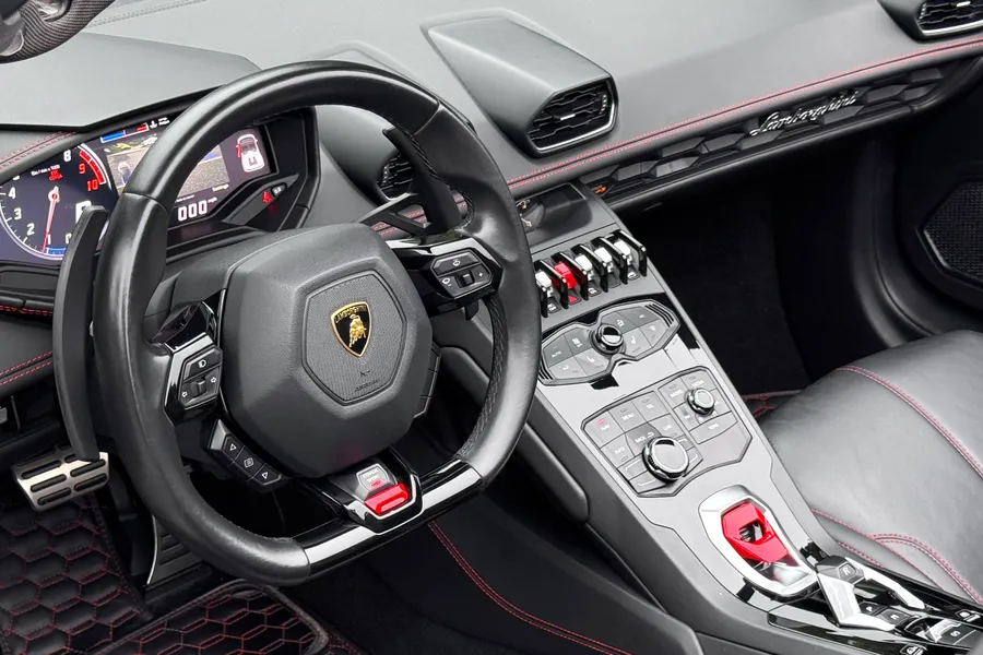 2017 Lamborghini Huracan AWD