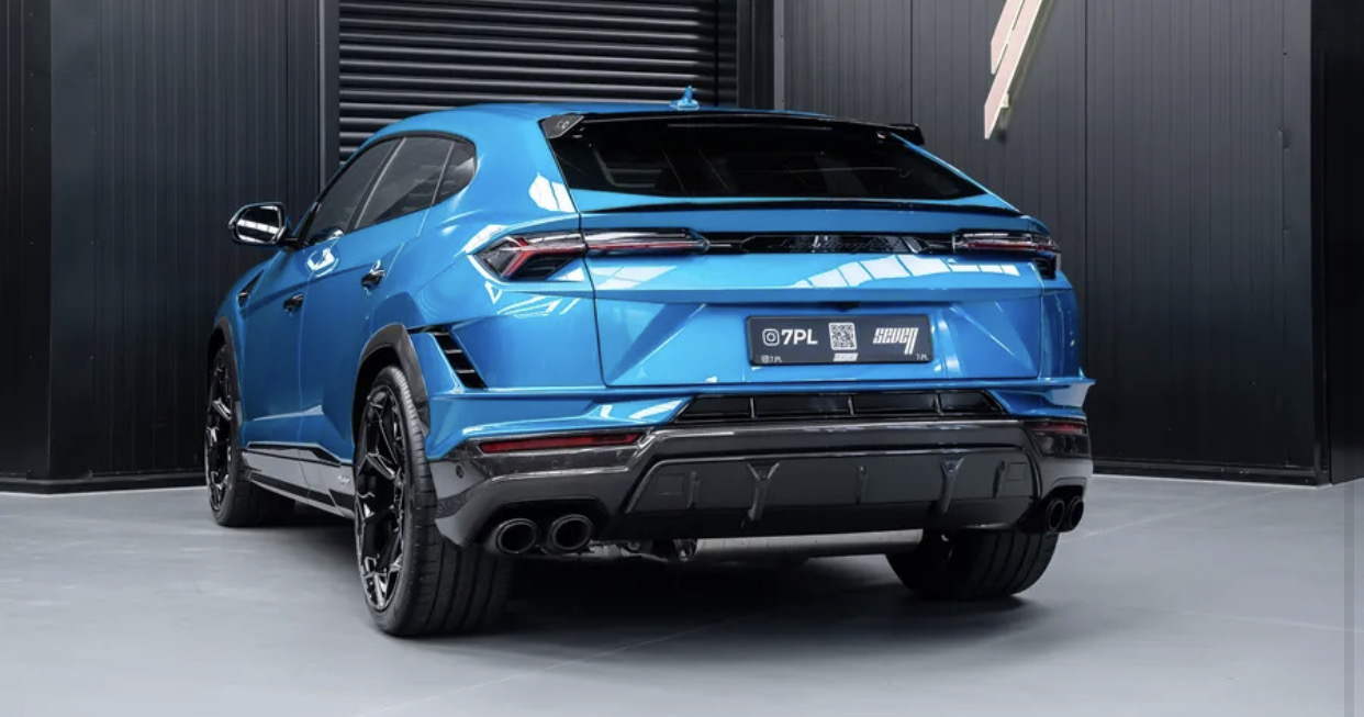 2025 Lamborghini Urus Performante
