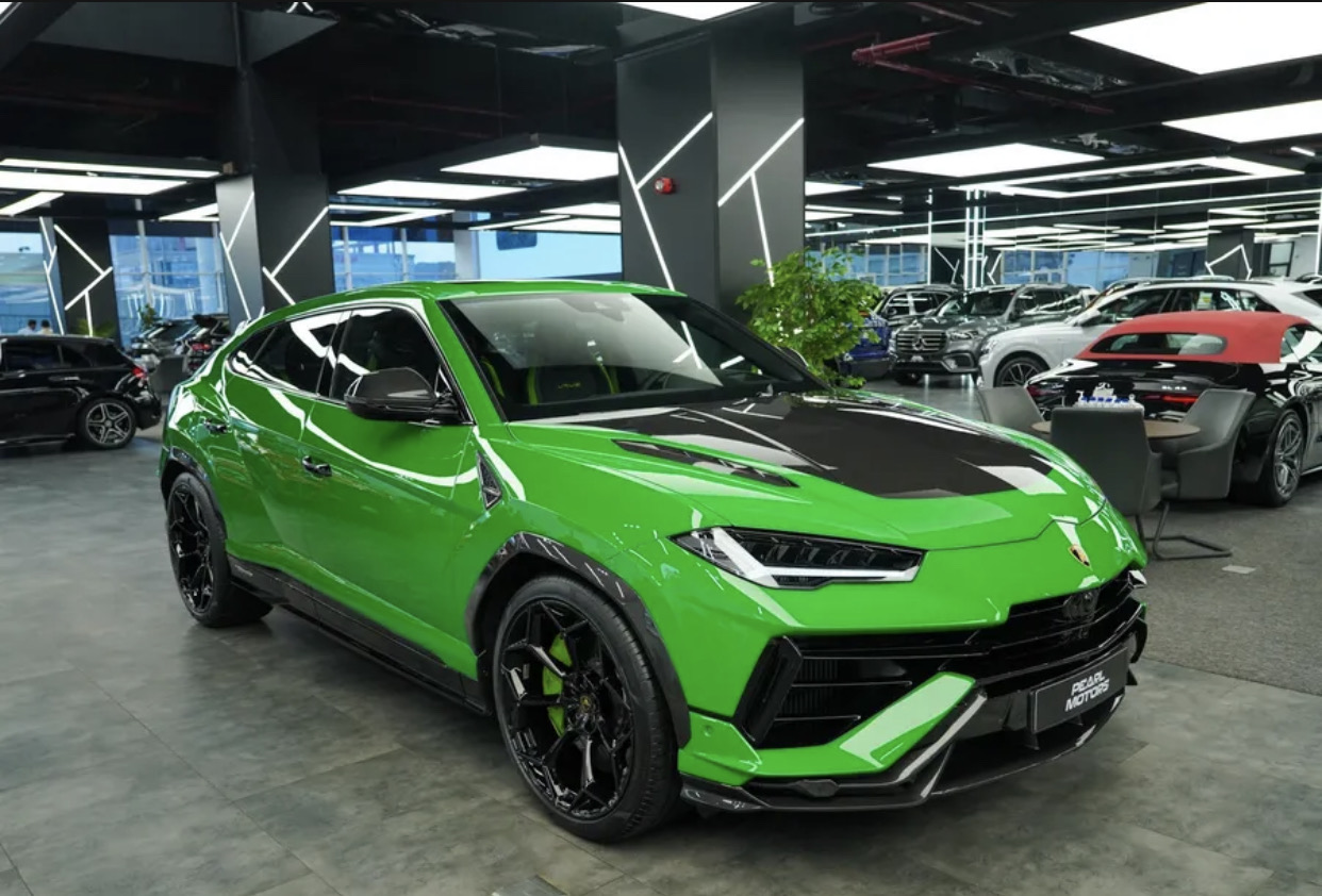 2023 Lamborghini Urus