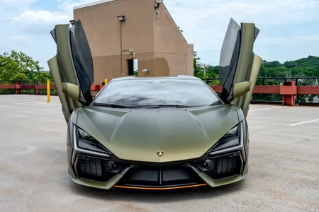 2025 Lamborghini Revuelto