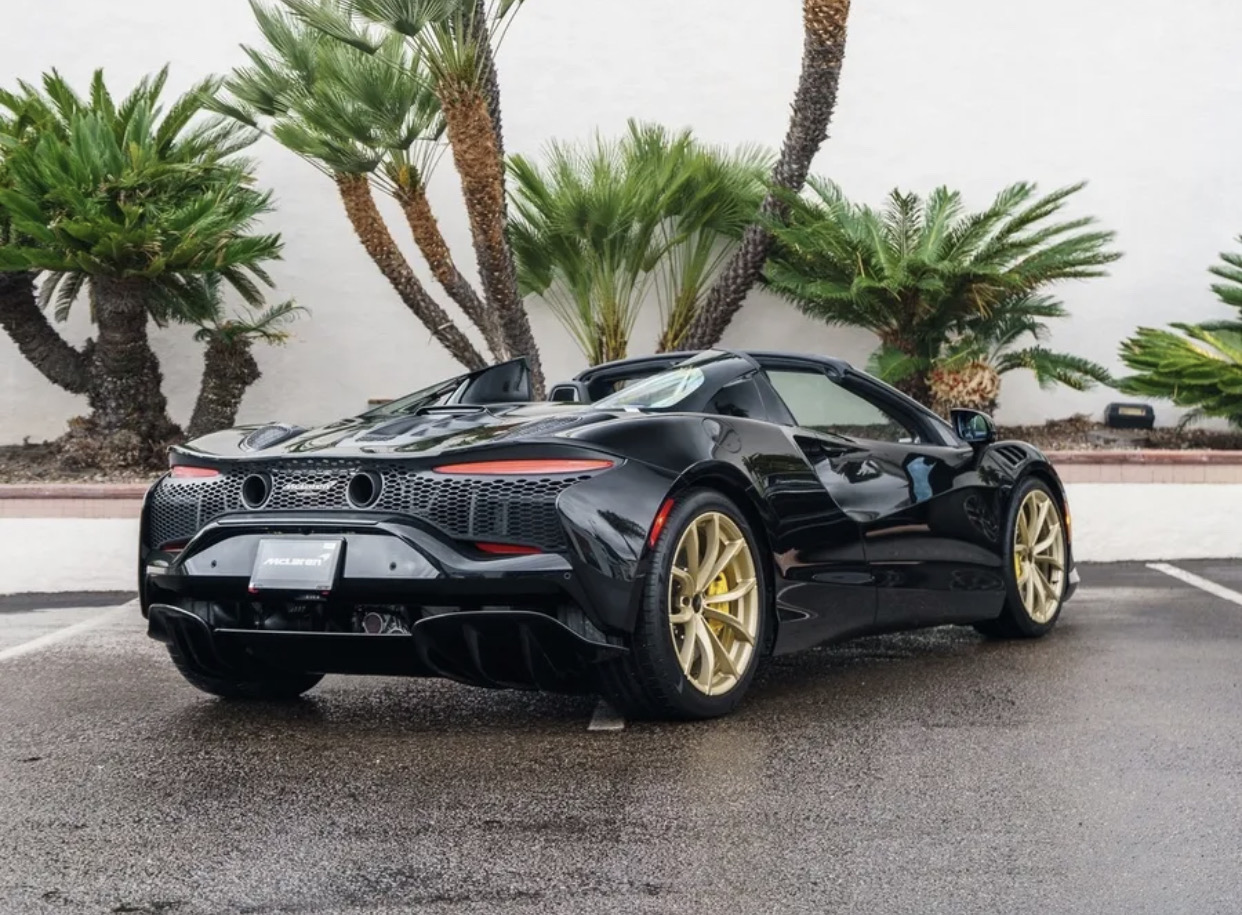 2026 Mclaren Artura performance 