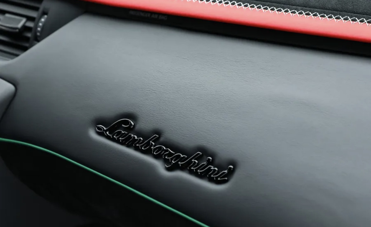 2019 Lamborghini Aventador SVJ