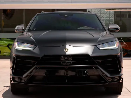 2023 Lamborghini Urus 
