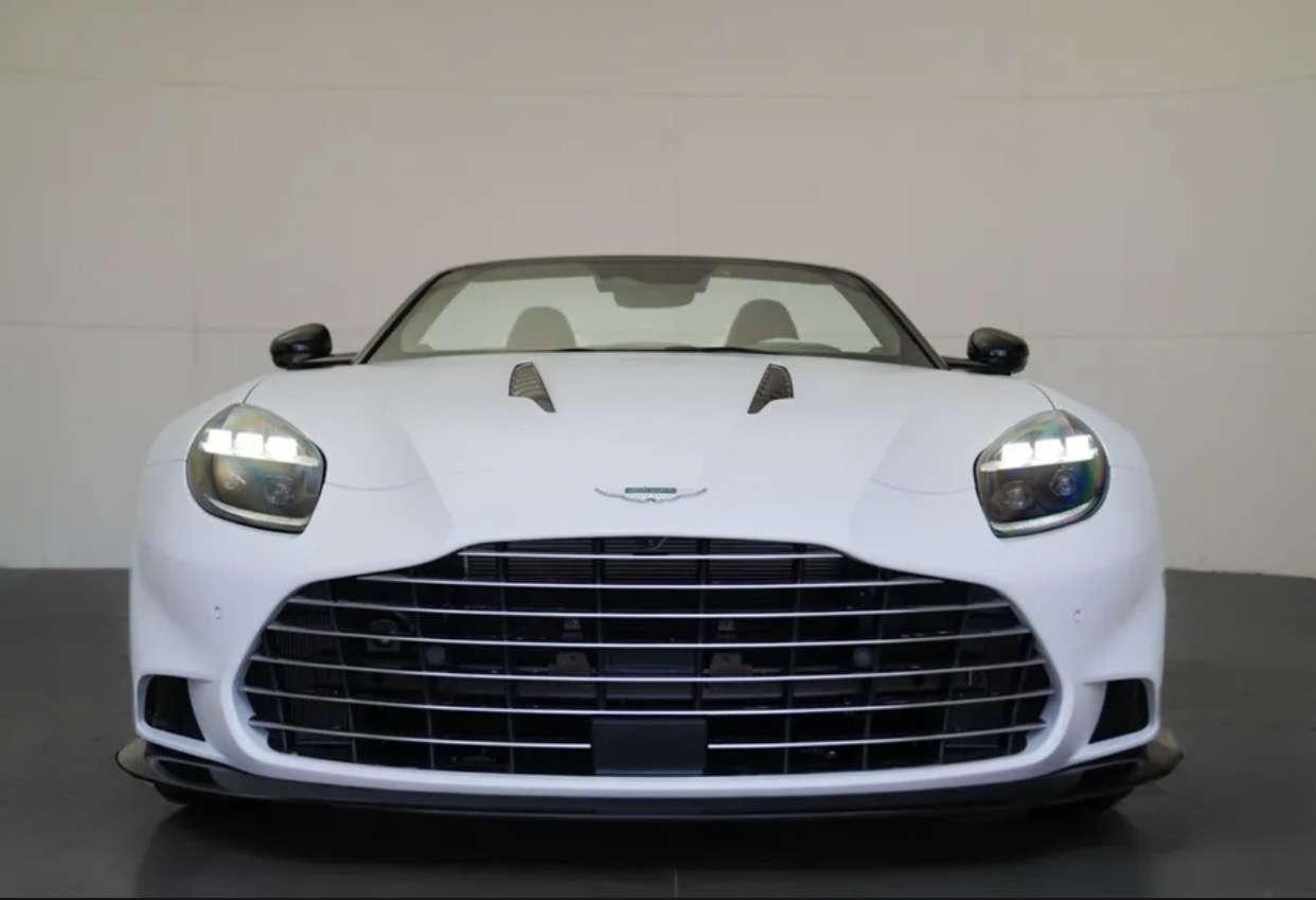 2026 Aston Martin Vanquish Volante