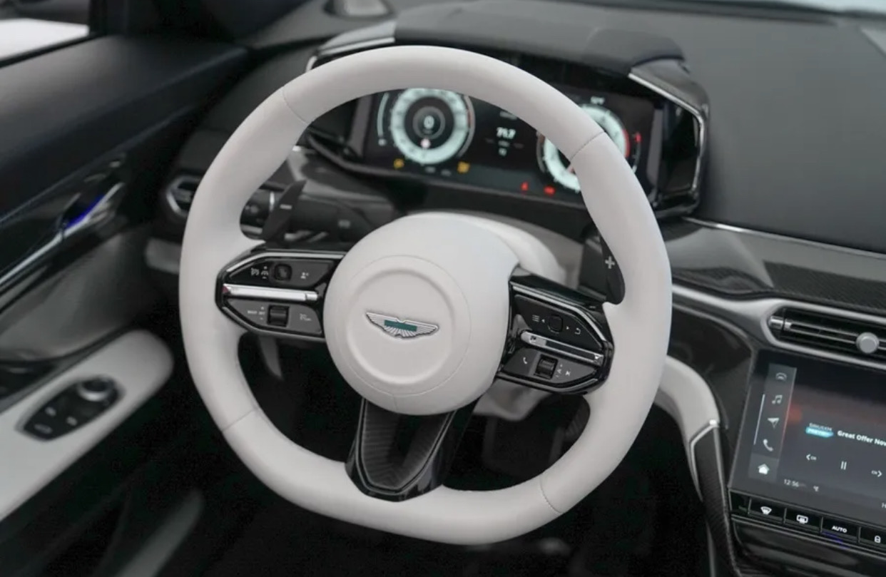 2026 Aston Martin Vanquish Volante