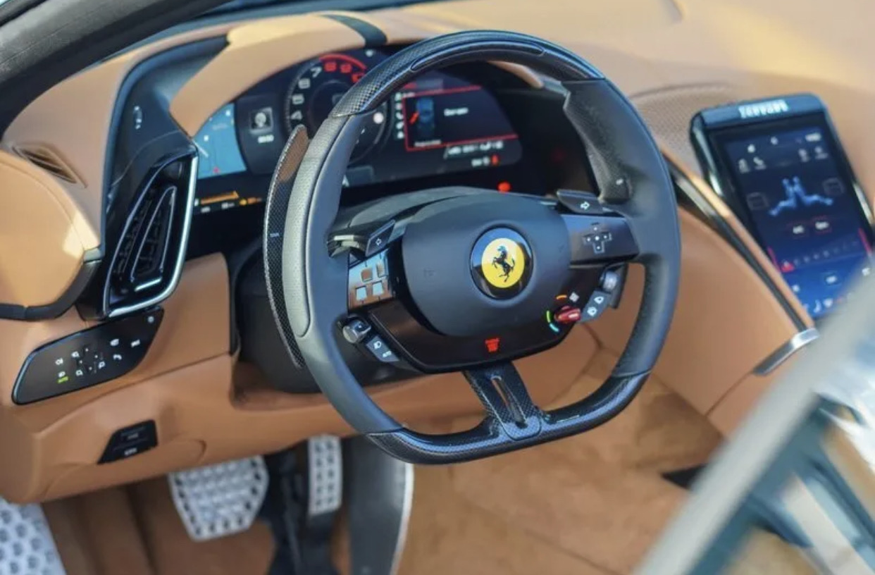 2025 Ferrari Roma Spider