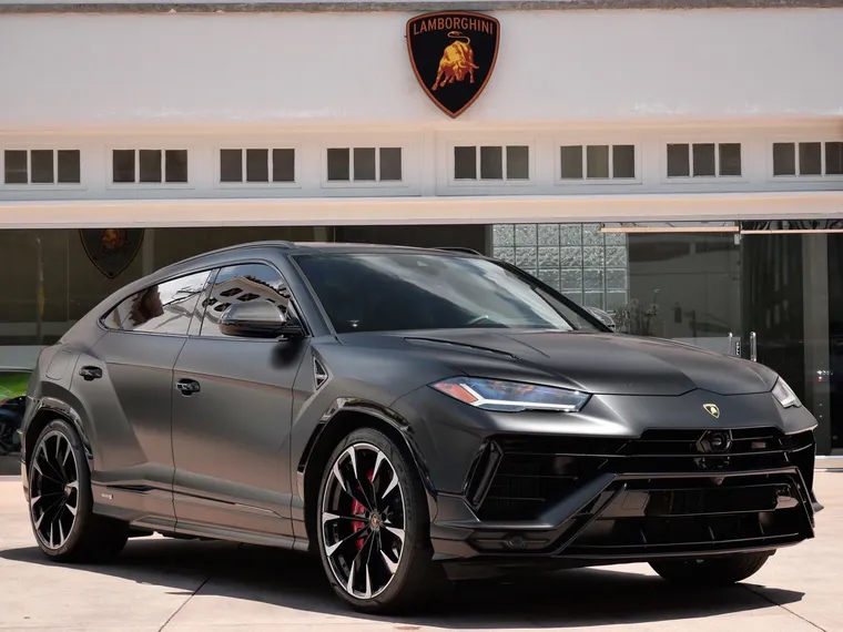 2023 Lamborghini Urus 