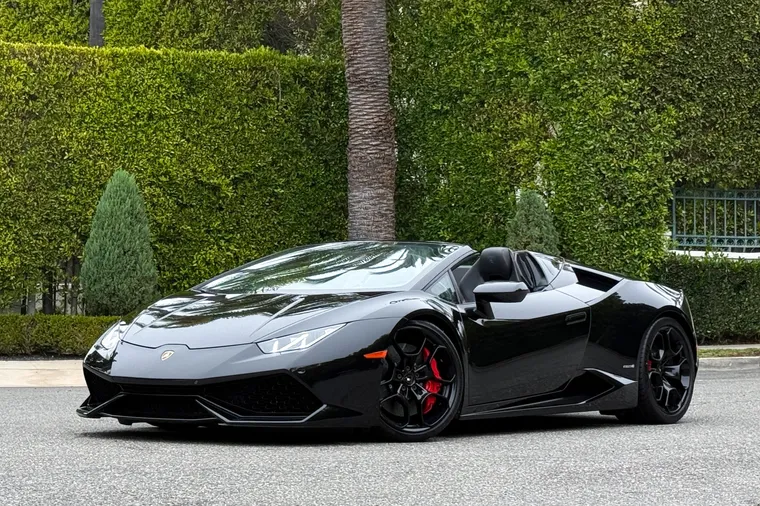 2017 Lamborghini Huracan AWD