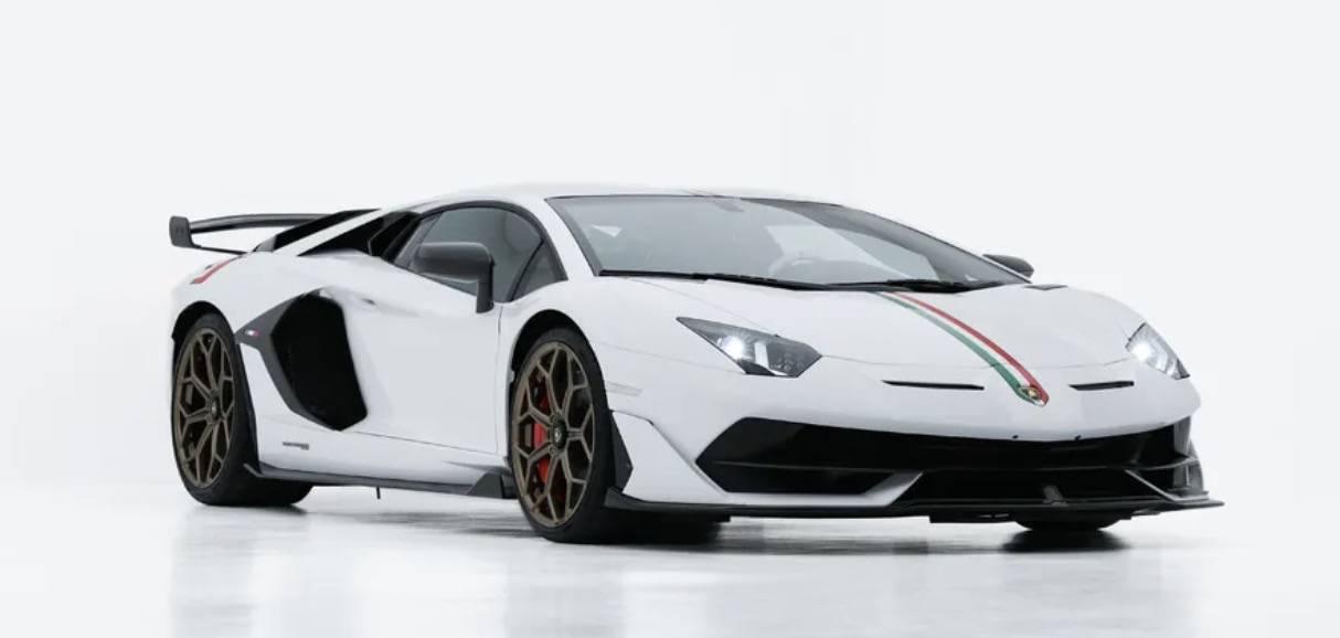 2019 Lamborghini Aventador SVJ