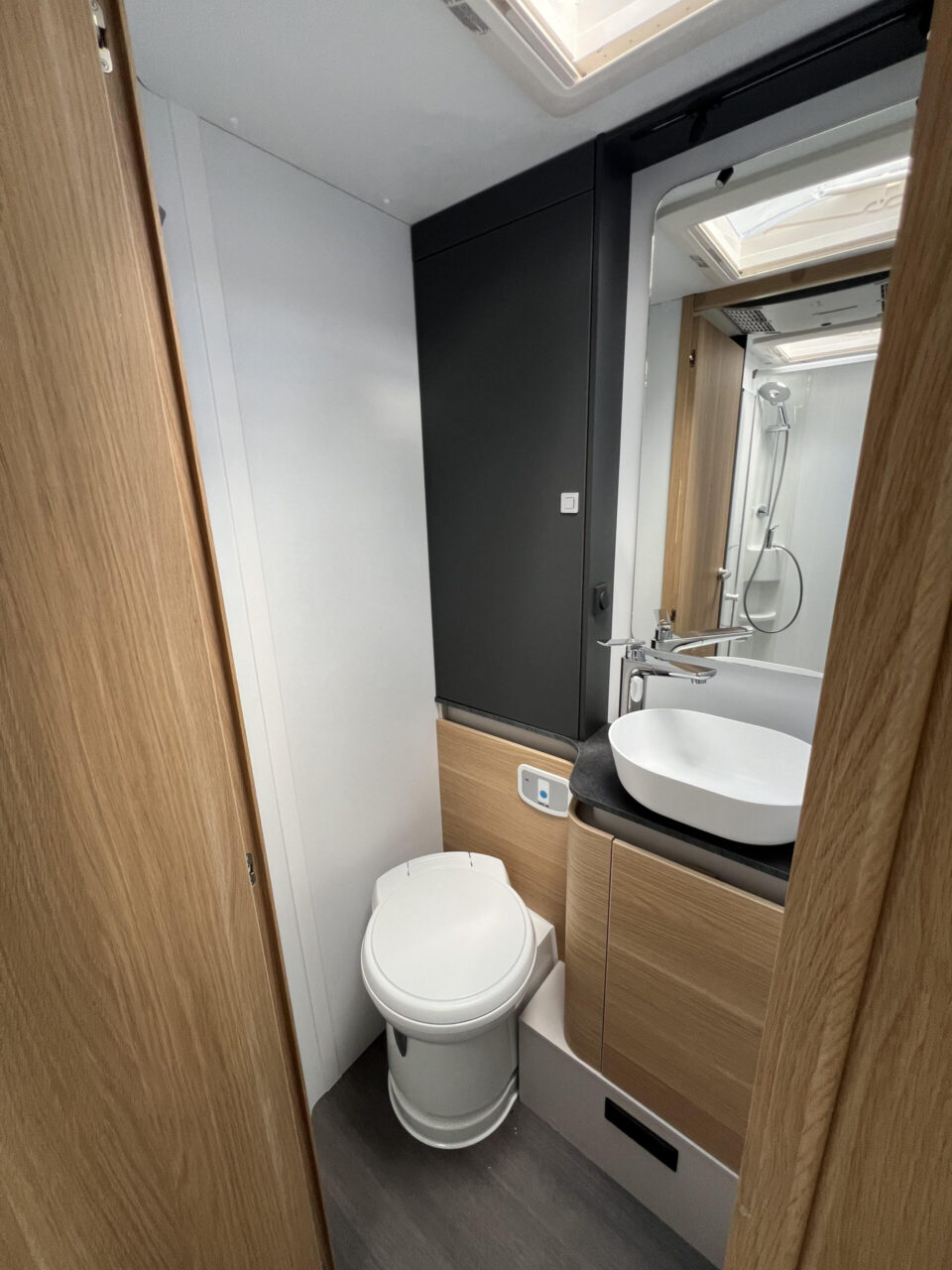 ADRIA MATRIX 670SL 2024 AT kemperio nuoma nuotrauka 6
