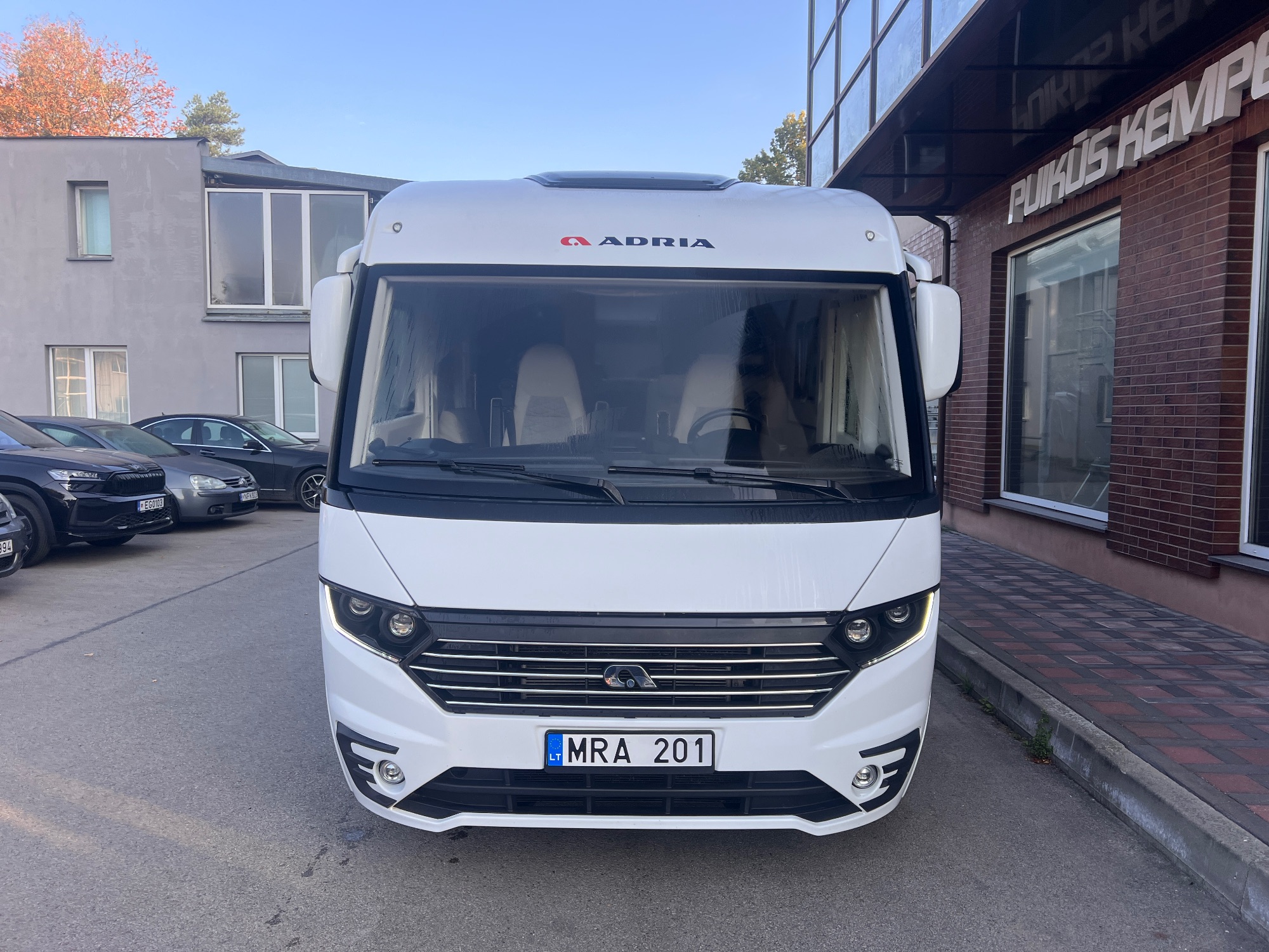 ADRIA SONIC 700SL 2023 AT kemperio nuoma nuotrauka 4