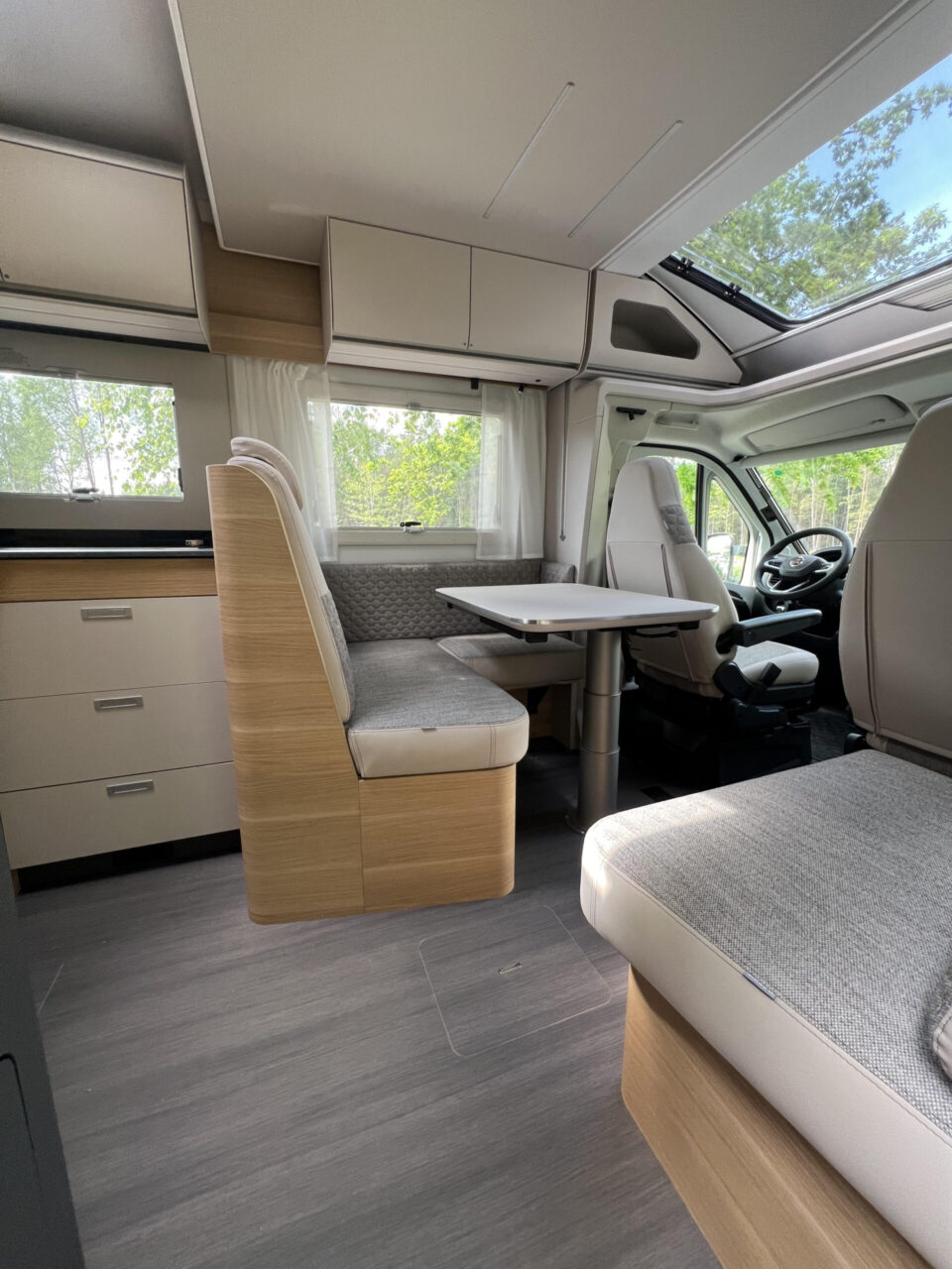 ADRIA MATRIX 670SL 2024 AT kemperio nuoma nuotrauka 14