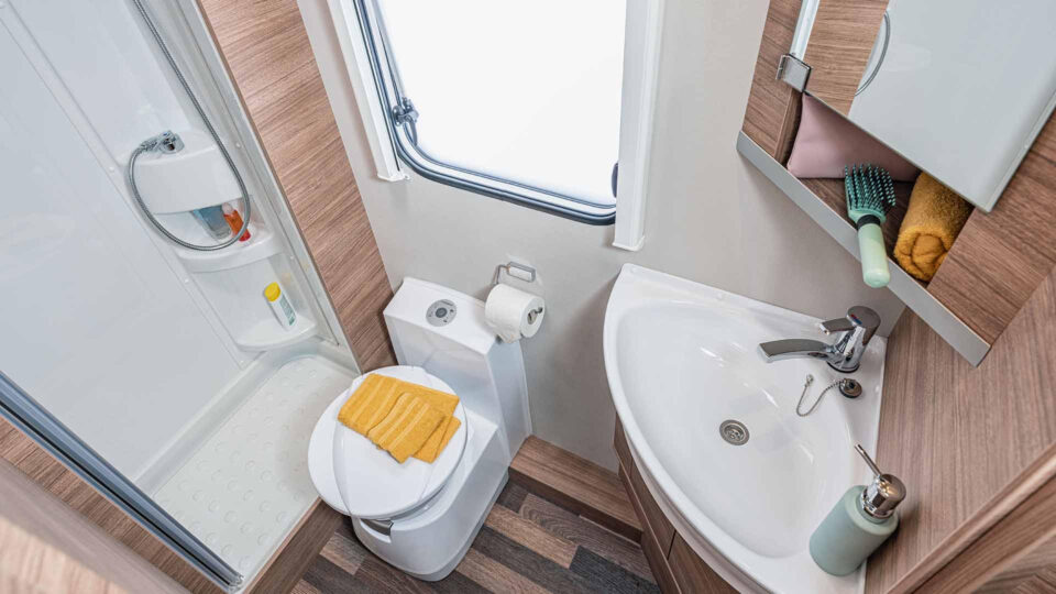 WEINSBERG CaraSuite 650 MF 2023 AT kemperio nuoma nuotrauka 19