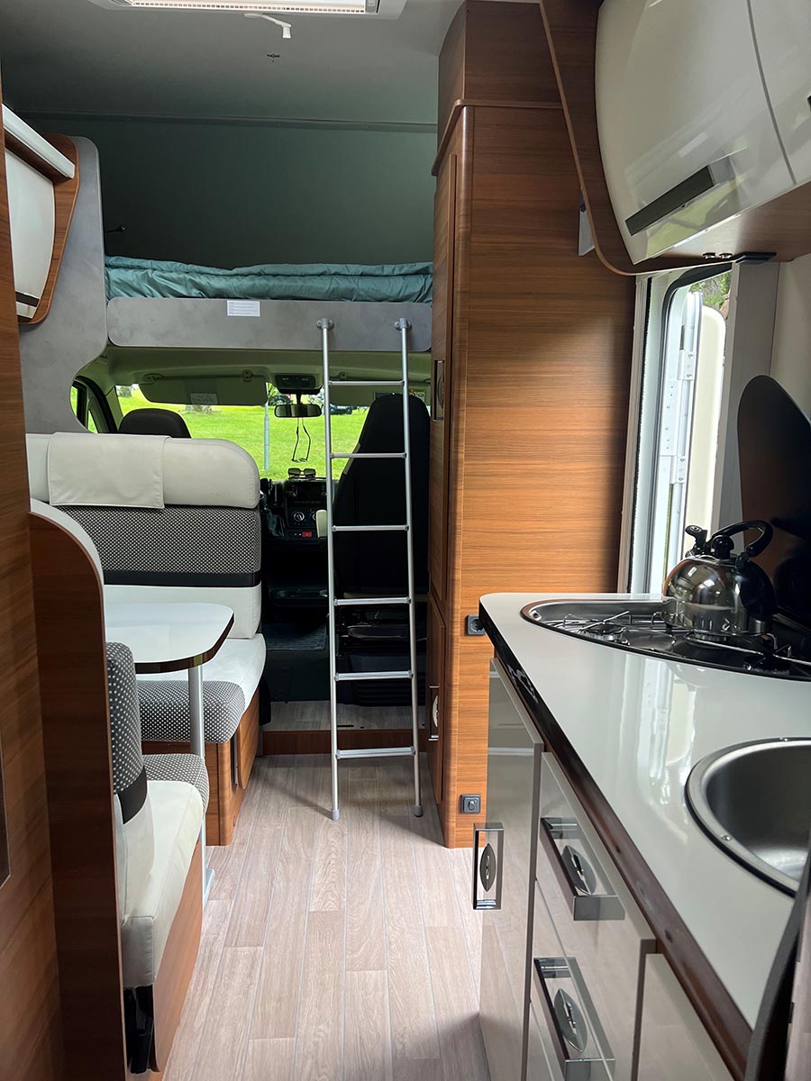 ELNAGH BARON 26 2022 MT kemperio nuoma nuotrauka 10