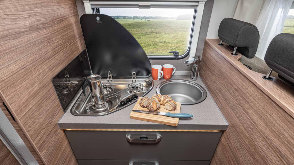 WEINSBERG CaraSuite 650 MF 2023 AT kemperio nuoma nuotrauka 17