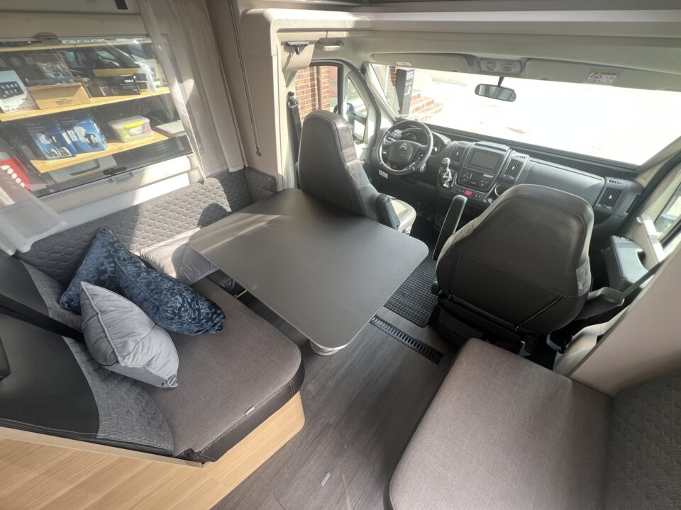 ADRIA MATRIX 670SL 2022 MT kemperio nuoma nuotrauka 8