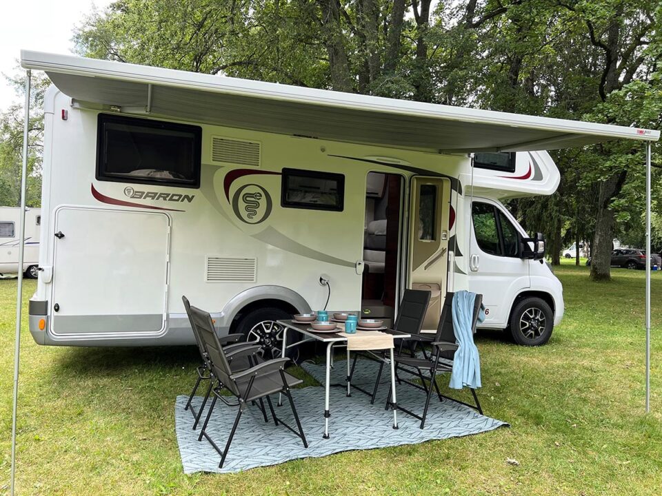 ELNAGH BARON 26 2022 MT kemperio nuoma nuotrauka 15