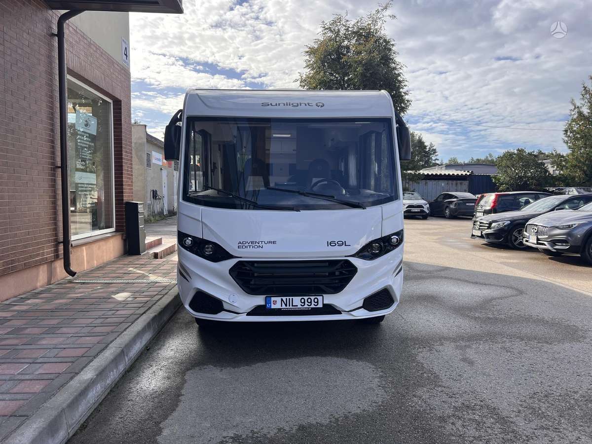 SUNLIGHT T68L 2025 kemperio nuoma nuotrauka 3