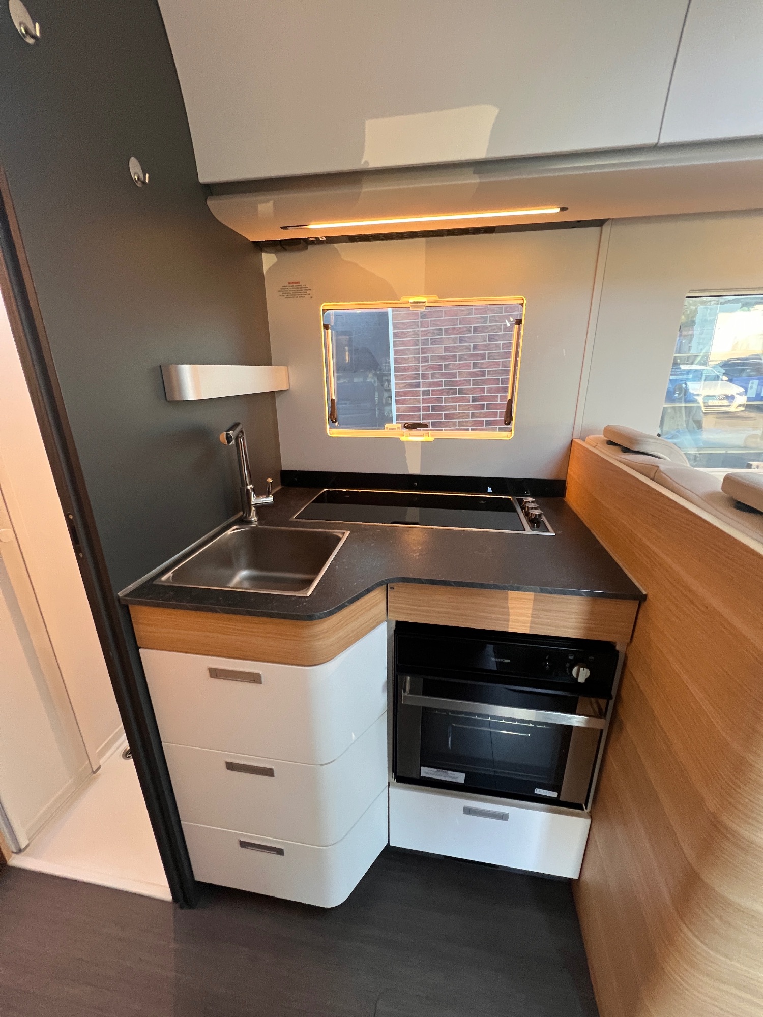 ADRIA SONIC 700SL 2023 AT kemperio nuoma nuotrauka 12