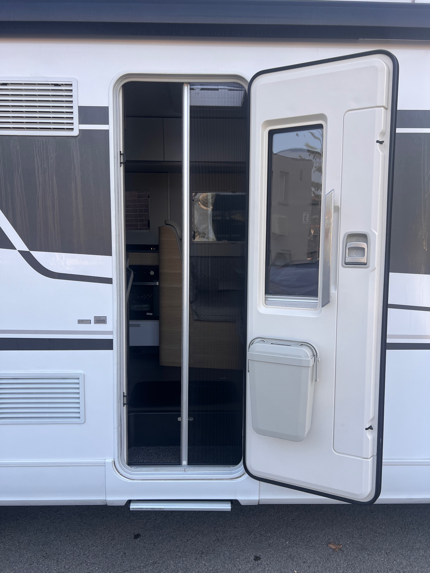 ADRIA SONIC 700SL 2023 AT kemperio nuoma nuotrauka 8