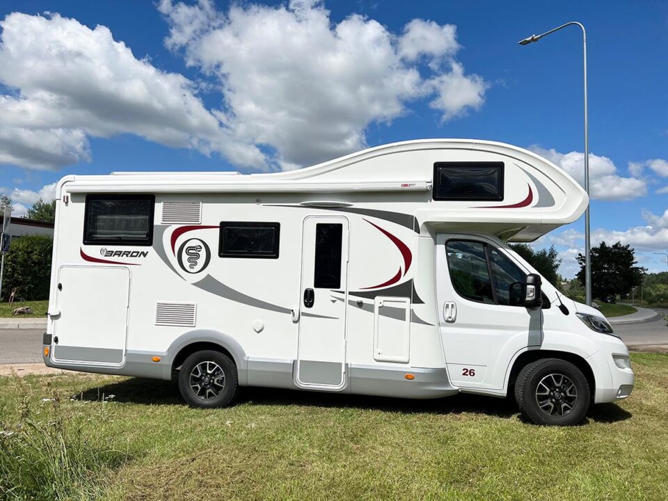 ELNAGH BARON 26 2022 MT kemperio nuoma nuotrauka 17