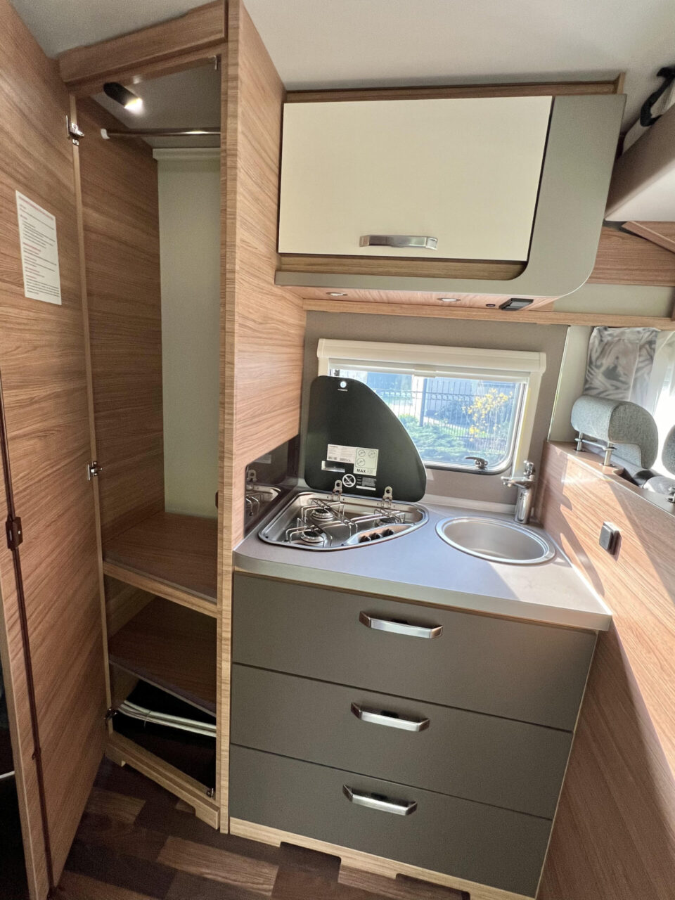 WEINSBERG CaraSuite 650 MF 2023 AT kemperio nuoma nuotrauka 11